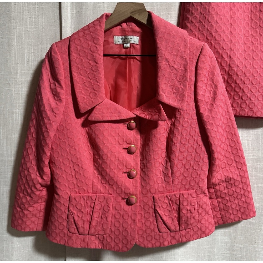 Tahari Arthur S Levine Coral Suit Blazer Skirt Set Women's Sz 12 Career - Picture 4 of 16